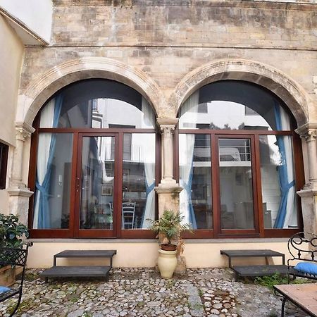 Iflat Agli Archetti Del Centro Leilighet Palermo Eksteriør bilde