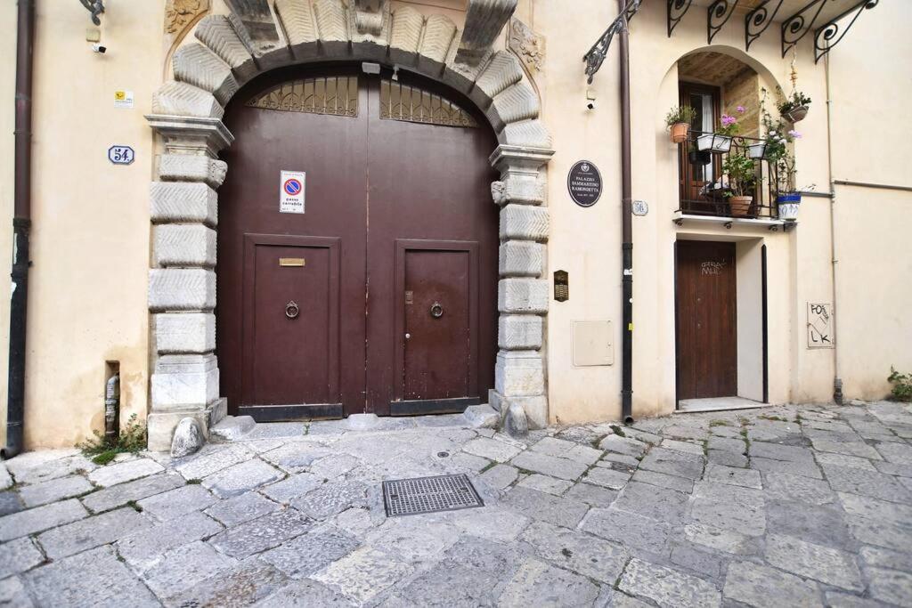 Iflat Agli Archetti Del Centro Leilighet Palermo Eksteriør bilde